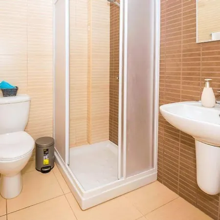 Becca - Coralli Beachfront * Paralímni