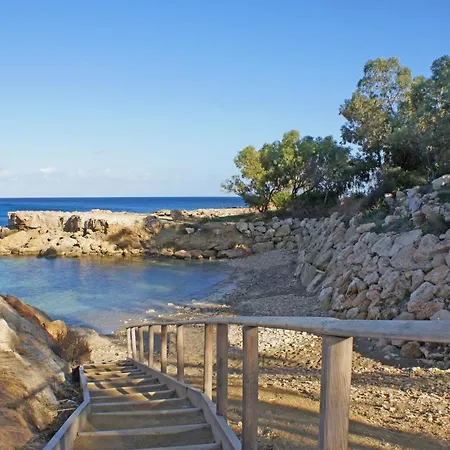 Becca - Coralli Beachfront * Παραλίμνι