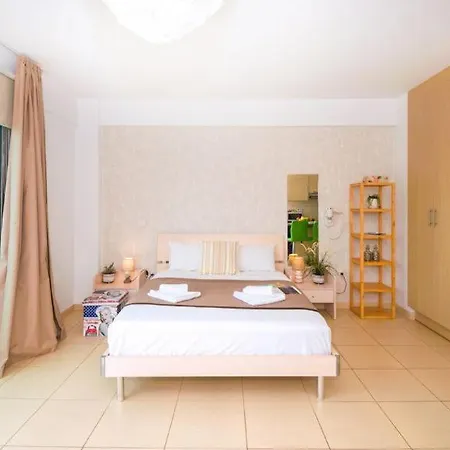 Feriehus Becca - Coralli Beachfront *